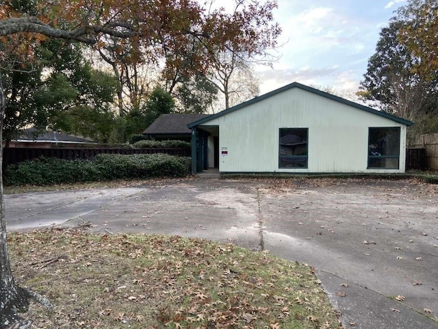 3755 Long Ave, Beaumont, TX 77706 - view of outdoor structure with fence