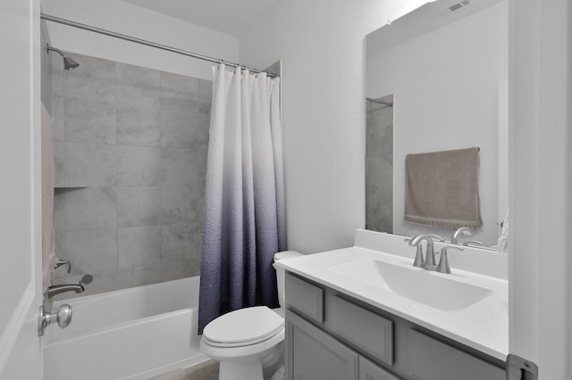 2807 Kingly Pine Trl, Conroe, TX 77385 - full bath featuring toilet, vanity, and shower / bath combination with curtain