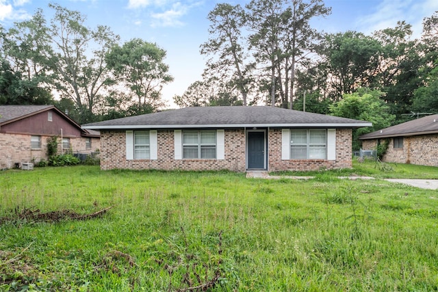 1204 Crescent Blvd, Cleveland, TX 77327 - single story home with brick siding