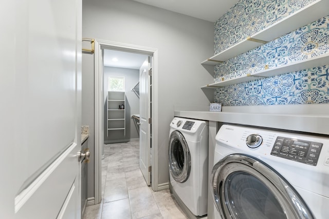 192 Primrose Path, Canyon Lake, TX 78133 - clothes washing area featuring washer and dryer
