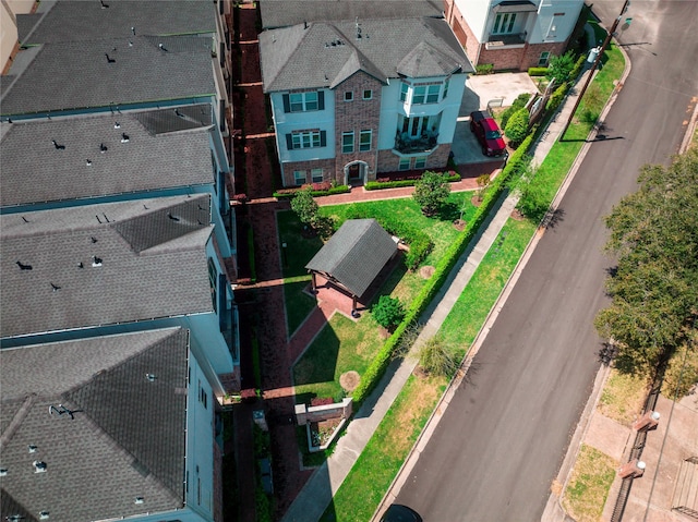 aerial view of property and surrounding area