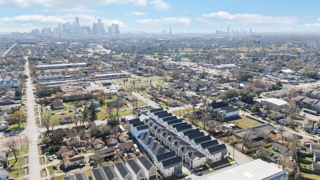 1013 Erin St Unit A, Houston, TX 77009 - aerial view of property's location featuring a skyline view