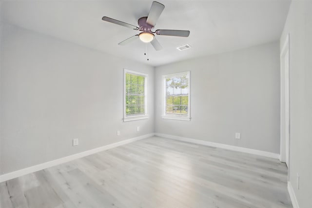 3221 Texas Ave, Texas City, TX 77590 - spare room with light wood-style flooring and a ceiling fan
