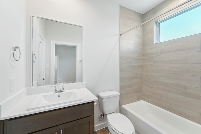 1013 Erin St Unit R, Houston, TX 77009 - bathroom with toilet, vanity, and shower / bath combination