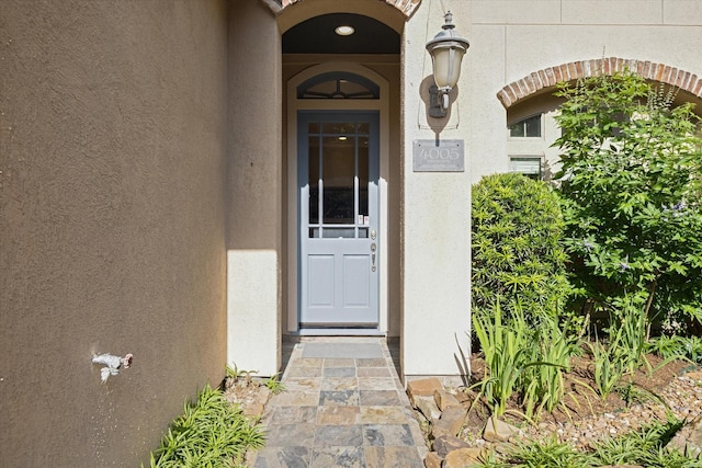 4005 Gramercy St, Houston, TX 77025 - entrance to property featuring stucco siding