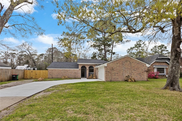 7427 Willow Oak Dr, Baytown, TX 77521 - photo 4