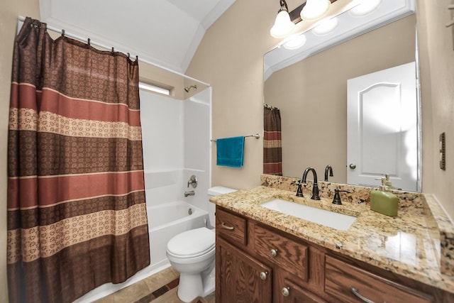 11126 E Lake Gables Dr, Richmond, TX 77406 - full bathroom featuring toilet, vanity, vaulted ceiling, and shower / tub combo with curtain