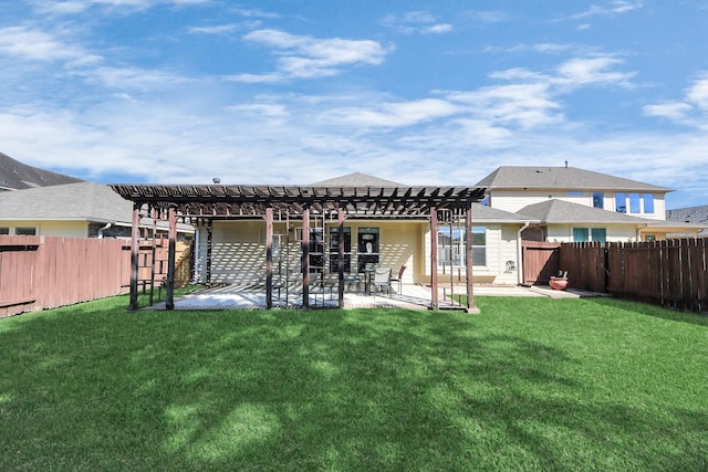 11126 E Lake Gables Dr, Richmond, TX 77406 - rear view of property featuring a pergola and a patio