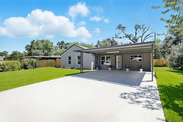 5614 Northridge Dr, Houston, TX 77033 - rear view of property featuring stone siding