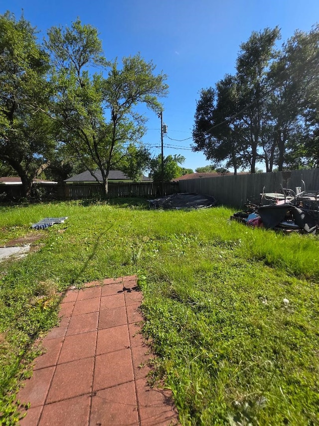 123 25th Ave N, Texas City, TX 77590 - view of yard