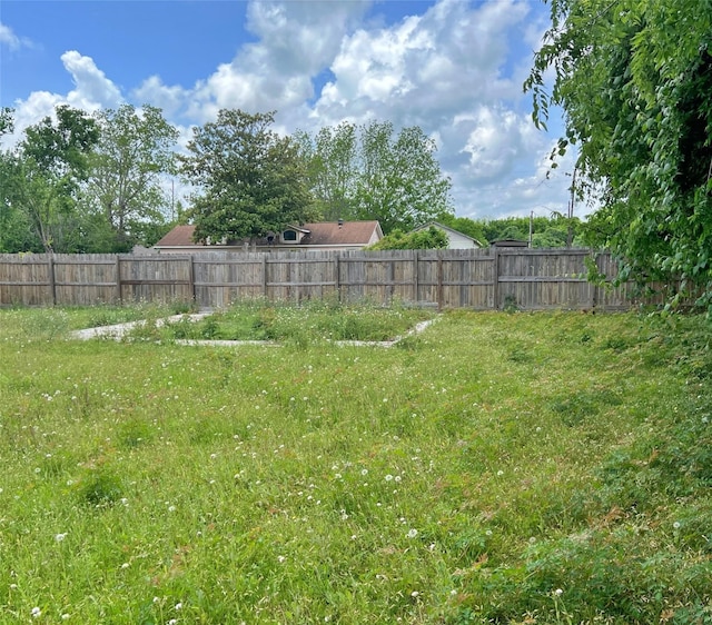 3811 Empress Ln, Richmond, TX 77406 - view of fenced backyard