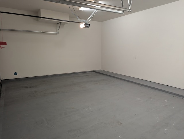 1505 Missouri St, Houston, TX 77006 - garage featuring a garage door opener