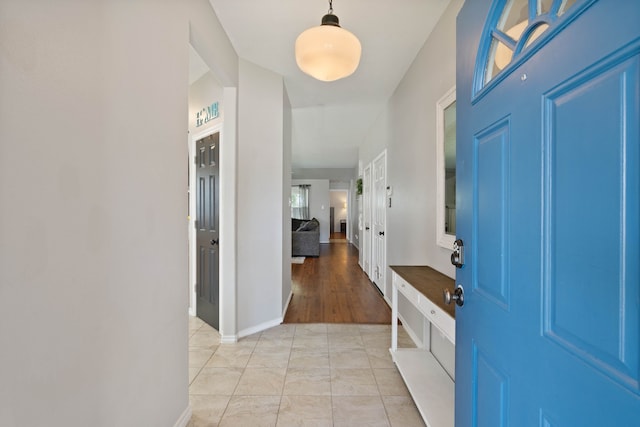 19030 Piney Way Dr, Tomball, TX 77375 - foyer with baseboards