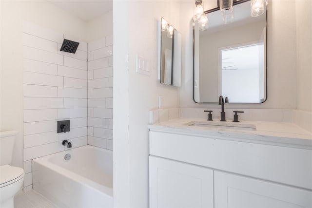 9850 Pagewood Ln Unit 909, Houston, TX 77042 - full bath featuring toilet, vanity, and tub / shower combination