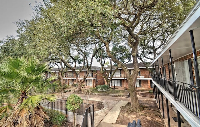 6405 Westward St Unit 96, Houston, TX 77081 - view of home's community