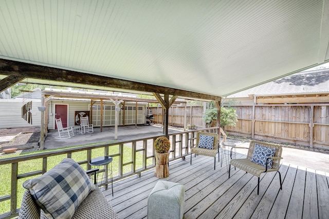 1316 Harvard St, Houston, TX 77008 - deck with a fenced backyard