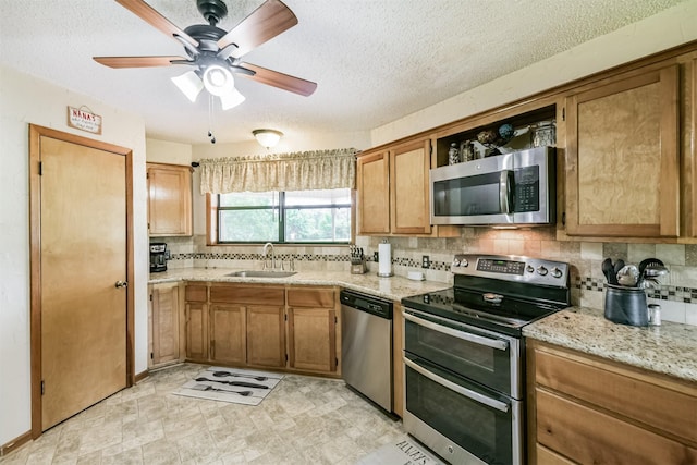 80 Pams Run, Shepherd, TX 77371