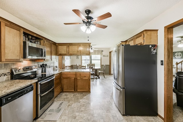 80 Pams Run, Shepherd, TX 77371