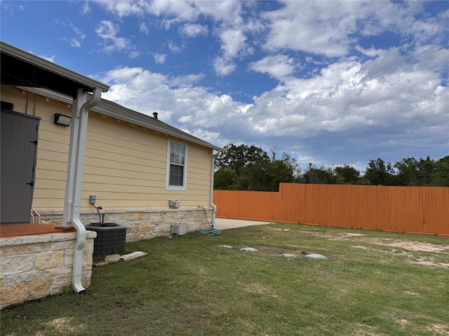 3876 Hummingbird, Bedias, TX 77831 - view of yard with cooling unit