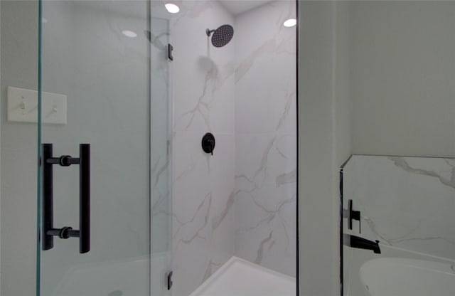 11623 Silent Elm St, Houston, TX 77044 - full bath featuring a marble finish shower
