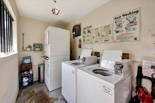 411 Westmoreland St Unit 1, Houston, TX 77006 - community laundry with stacked washer / dryer and washer and dryer