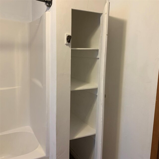 324 Persimmon Rd, Onalaska, TX 77360 - view of bathroom