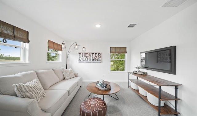 106 Kickapoo Dr, Anahuac, TX 77514 - living room featuring baseboards and recessed lighting