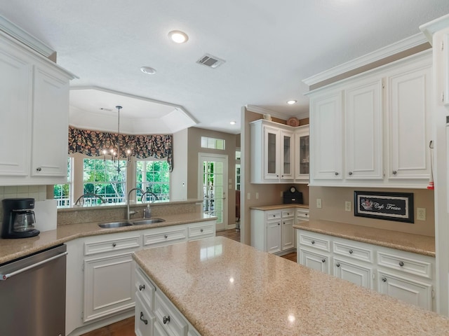 23222 Red Oak Trl, Tomball, TX 77377 - kitchen featuring a sink, stainless steel dishwasher, white cabinets, glass insert cabinets, and recessed lighting