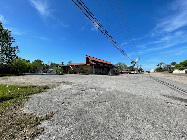 16516 Market St, Channelview, TX 77530
