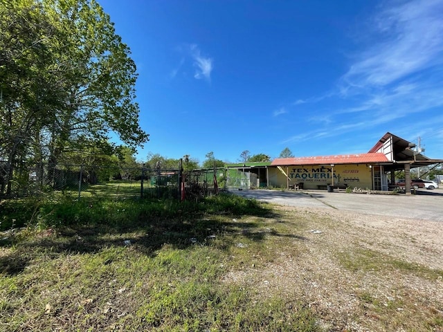 16516 Market St, Channelview, TX 77530