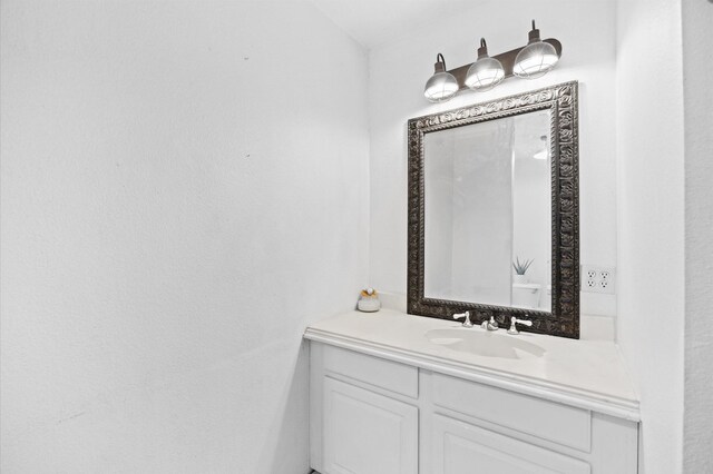13392 Southshore Dr, Conroe, TX 77304 - bathroom with vanity