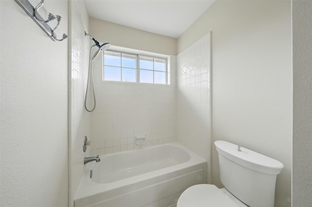 4027 Austin Meadow Dr, Sugar Land, TX 77479 - full bath featuring toilet and washtub / shower combination