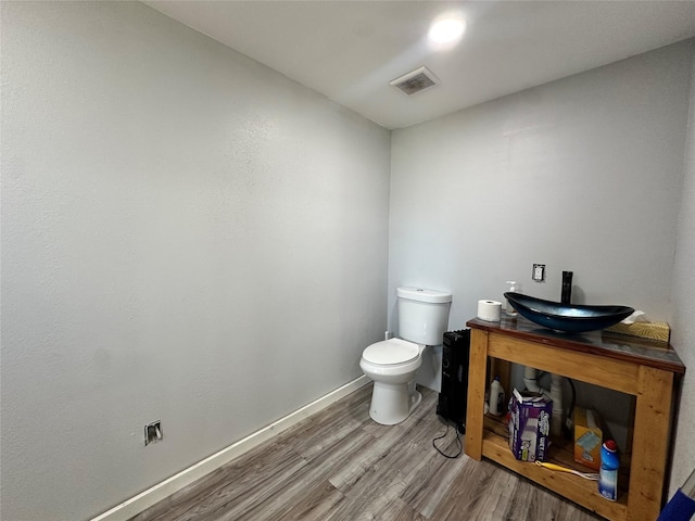 195 Lakeside Dr, Zavalla, TX 75980 - photo 45