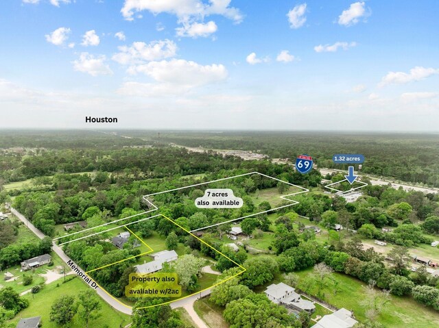 15327 1st St, Splendora, TX 77372