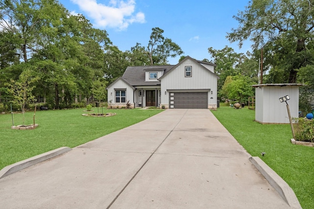 16709 W Rayburn Dr, Conroe, TX 77302 - modern farmhouse with a garage, concrete driveway, and a front lawn