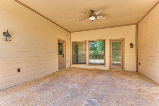 view of patio with a ceiling fan