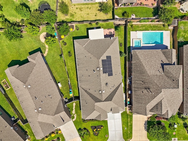146 Painted Trillium Dr, Conroe, TX 77304 - aerial view of a pool area