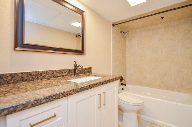 4639 Wild Indigo St Unit 459, Houston, TX 77027 - full bath with toilet, vanity, and shower / bathtub combination