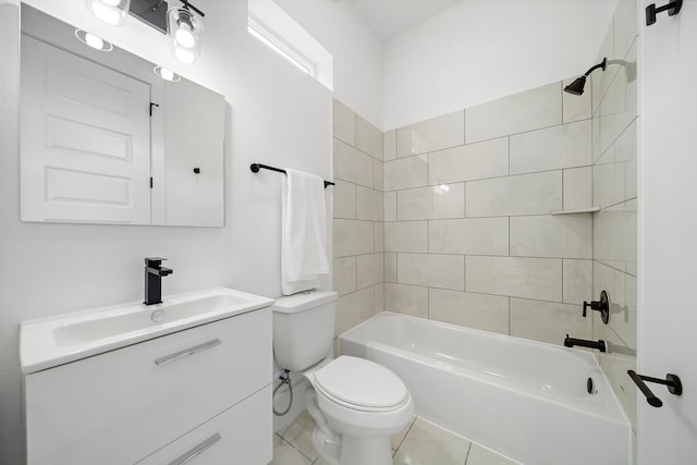 7117 Goforth St, Houston, TX 77021 - full bath with toilet, shower / washtub combination, and vanity