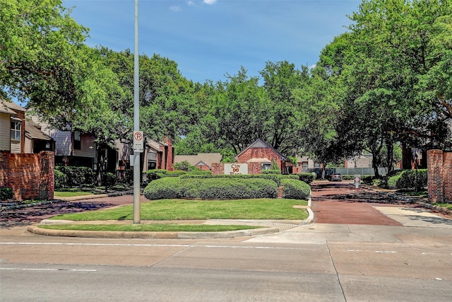 7447 Cambridge St Unit 75, Houston, TX 77054 - community / neighborhood sign featuring a lawn