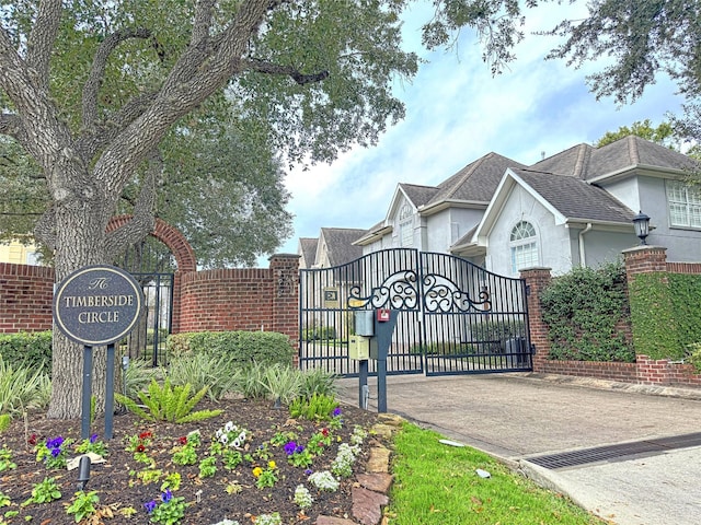 3628 Timberside Circle Dr, Houston, TX 77025 - view of gate
