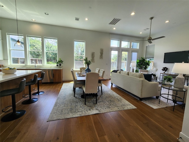 3308 Cardinal Crest Ln, Houston, TX 77080 - dining area with dark wood-style floors and recessed lighting