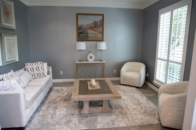 5065 Oakmont Dr, Beaumont, TX 77706 - living room featuring wood finished floors, crown molding, and baseboards