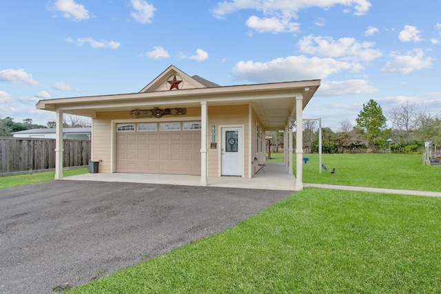 9436 Hufsmith Rd, Tomball, TX 77375 - view of front of home featuring a detached garage