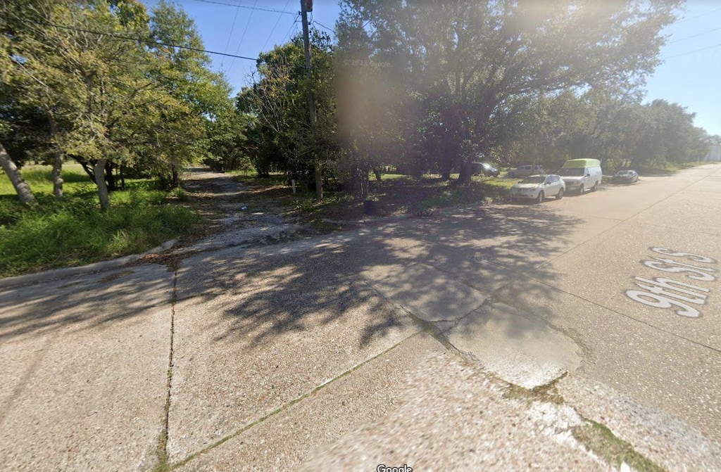 111 9th St S, Galveston, TX 77590 - photo 1