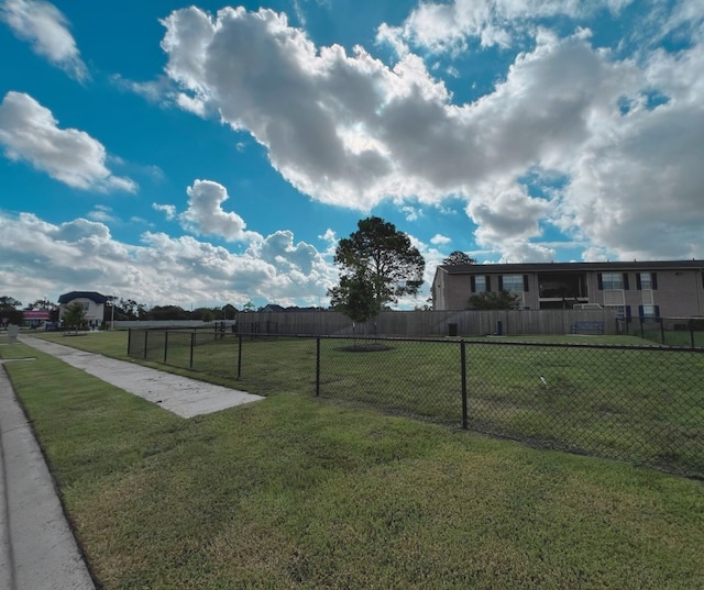 2805 E Park Hl, Stafford, TX 77477 - view of yard