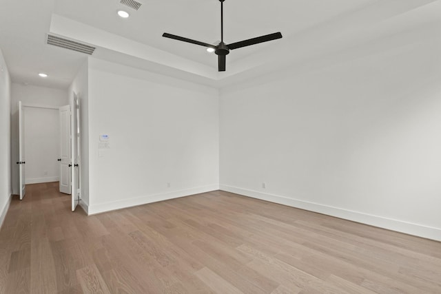 1827 Chantilly Ln, Houston, TX 77018 - spare room featuring light wood-type flooring, baseboards, recessed lighting, and a ceiling fan