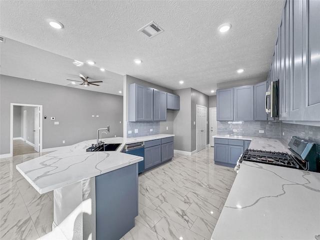 811 E Main St, La Porte, TX 77571 - photo 12