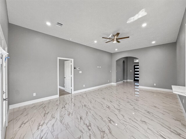 811 E Main St, La Porte, TX 77571 - photo 10