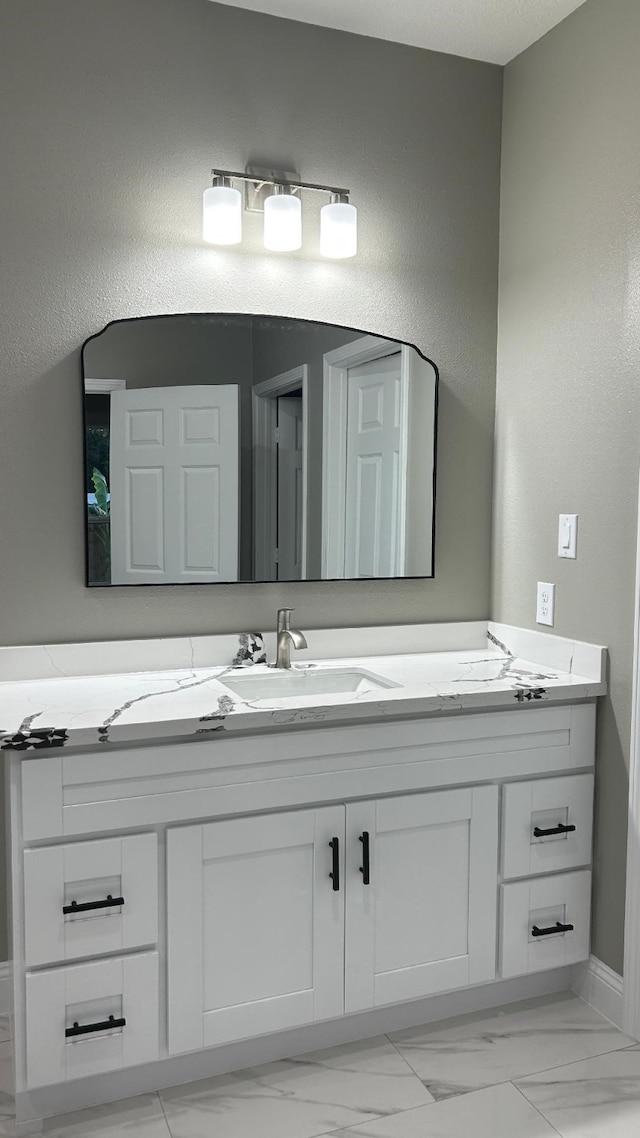 811 E Main St, La Porte, TX 77571 - photo 21